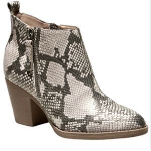 UNIVERSAL THREAD Jameson Snake Western Booties